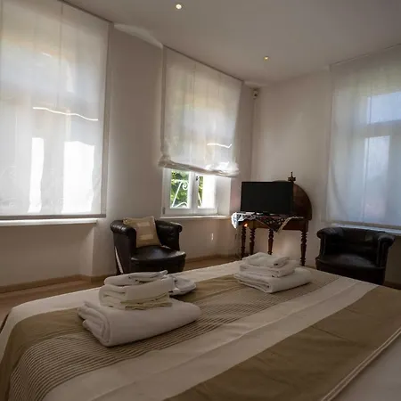 Suite Villa Emilia
